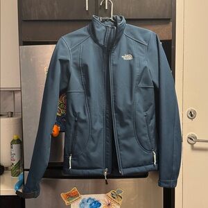 The North Face Blue Softshell Jacket Women’s XSP Fleece Lined
